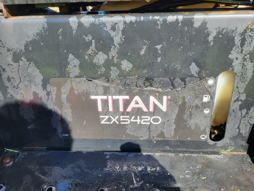 Zero Turn Mower Titan ZX5420 TORO