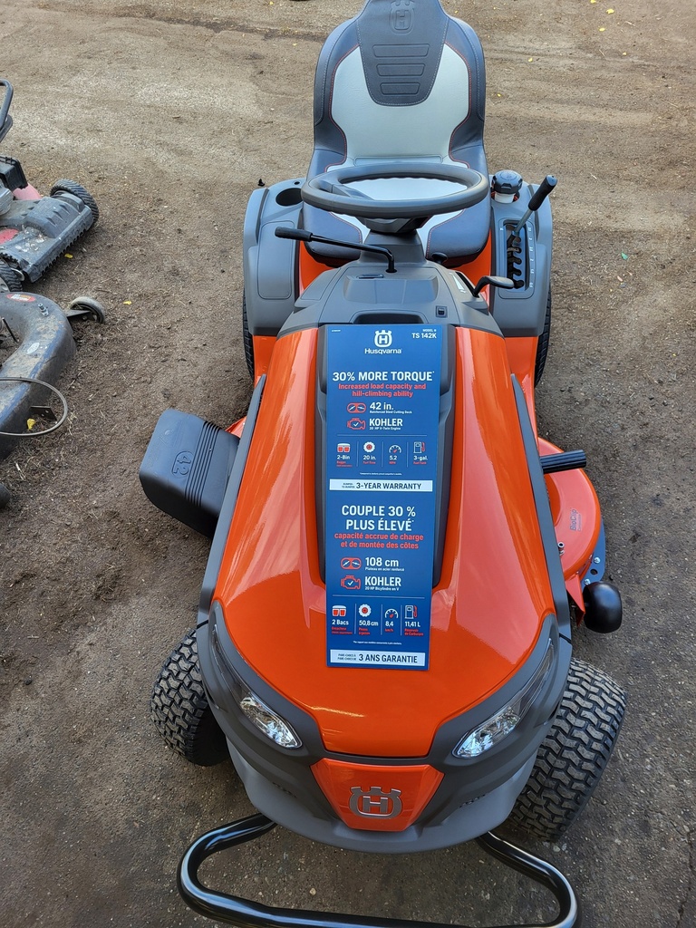 Lawn Tractor TS 142L, 20HP KOHLER HUSQ