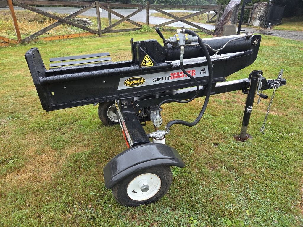 Log Splitter 35 Ton SPEECO